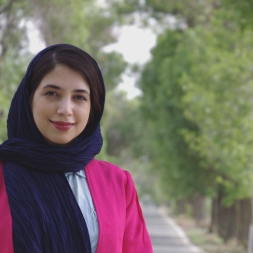 مینا فرخی