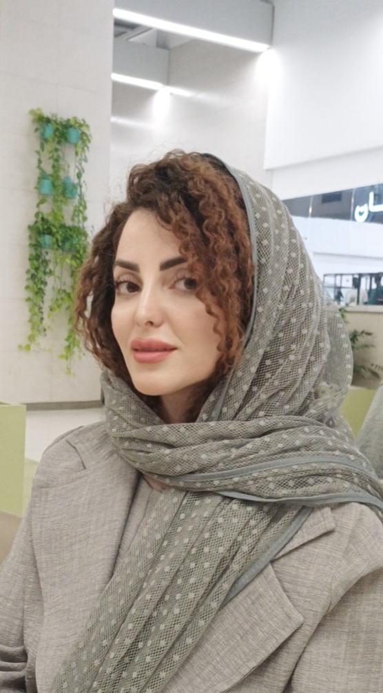 شاهین دخت احمدی