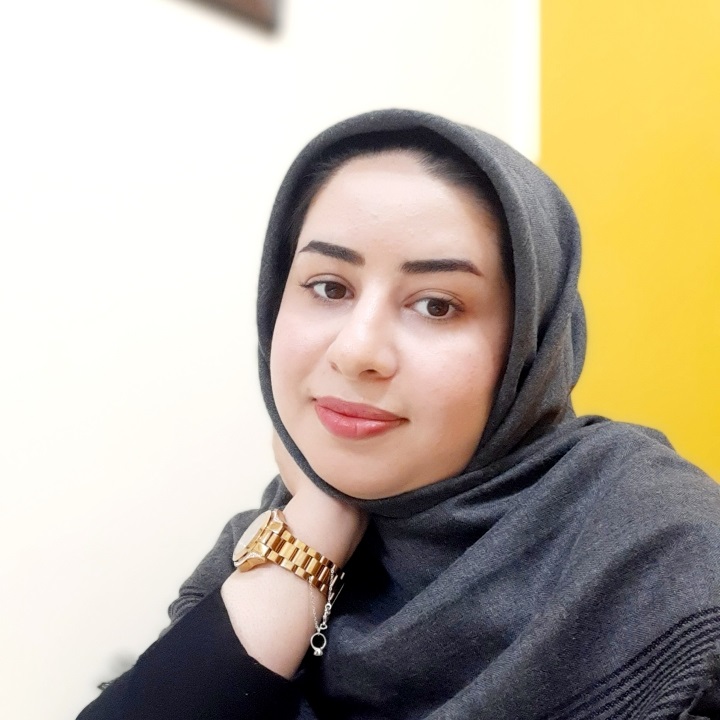 فرزانه امین زاده