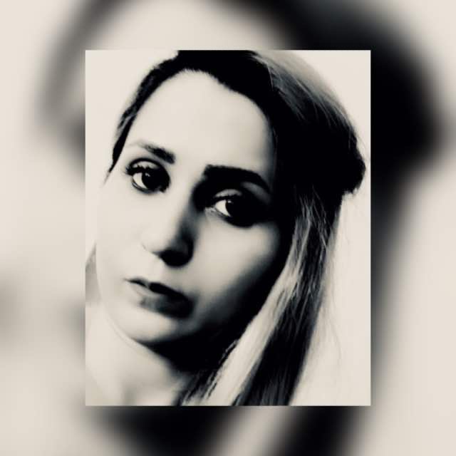 آزاده