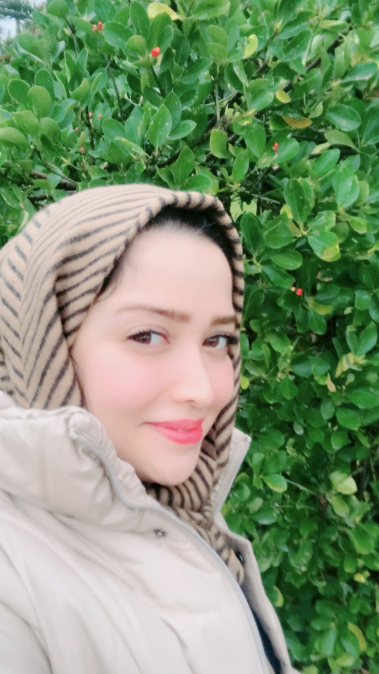 دکتر الناز قلی پور