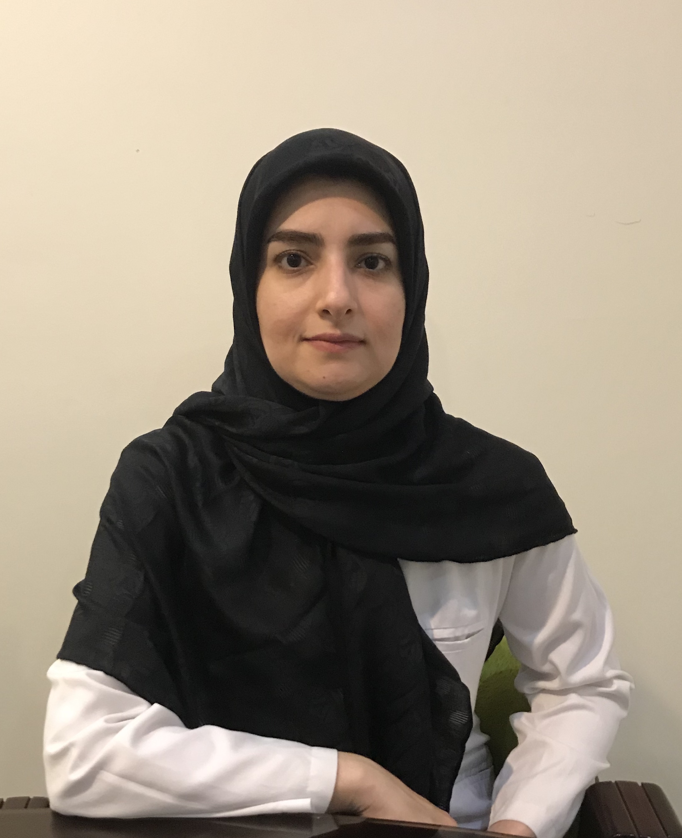 دکتر مریم نمکچیان