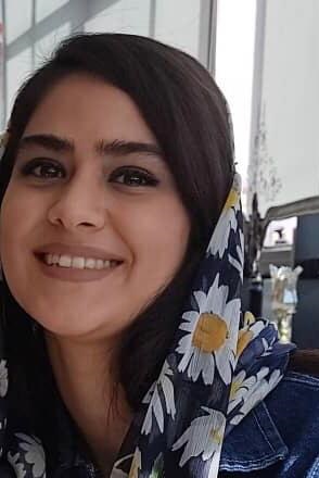 دکتر هاله شادروان